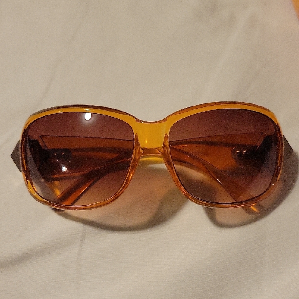 Franco Sarto Stylish Orange Sunglasses with Case - Orange and Purple